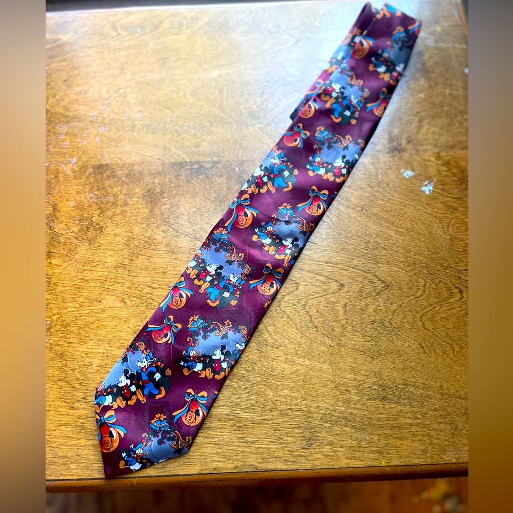 Disney Christmas/Holiday Tie